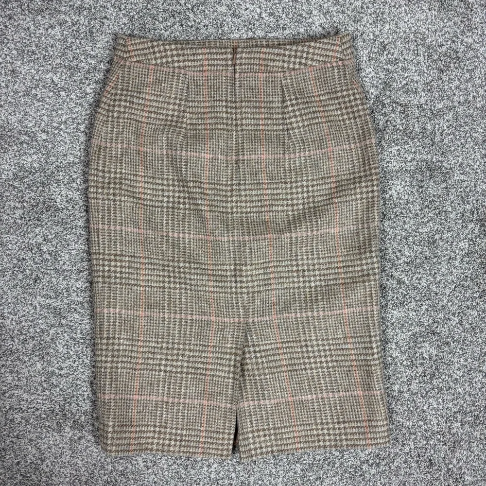 Pure Collection Moon Quality British Cloth Wool Pencil Skirt‎ Size 2